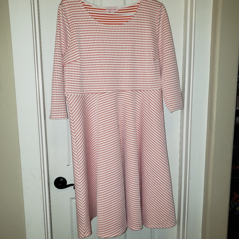 Molly & Isadora Red White 3/4 Sleeve Stretch Fit Flare‎ Textured Size 1X